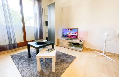 Secteur 3 Apartment | #FQ The Grenoble break Studio - Balcony