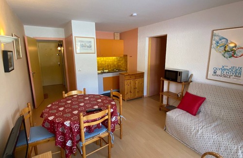 Autrans-Meaudre-en-Vercors Apartment | Charming 1BR Apartment in Autrans - Close to Ski Slopes and Village Center