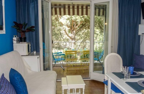 La Madrague Apartment | Hauts de la Madrague by Interhome