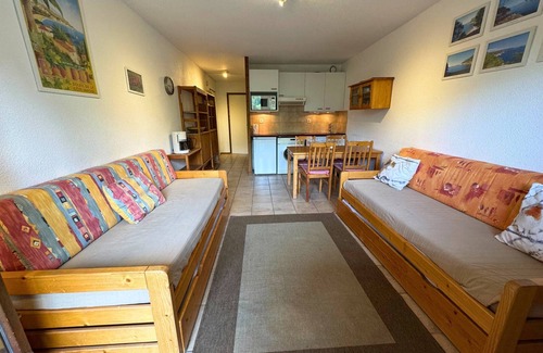 Saint-Martin-de-Belleville Apartment | 2-Room Apt for 4, South-West Balcony, Opposite St Martin de Belleville Gondola