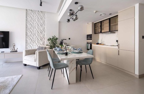 The Greens Apartment | Frank Porter - Al Samar 1