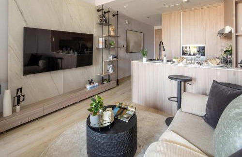 Jumeirah Village Triangle Apartment | Frank Porter - Bali Residences