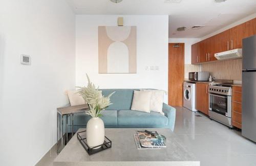 Dubai Production City Apartment | Frank Porter - Lakeside Tower D