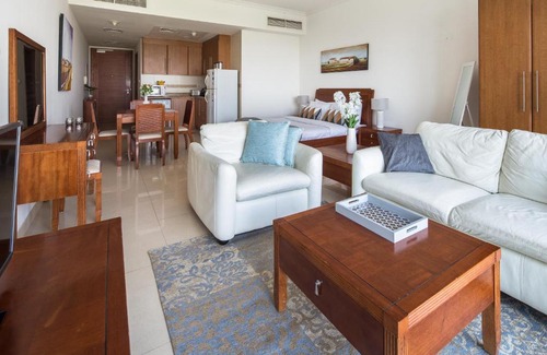 Jumeirah Lake Towers Apartment | Frank Porter - Saba 3