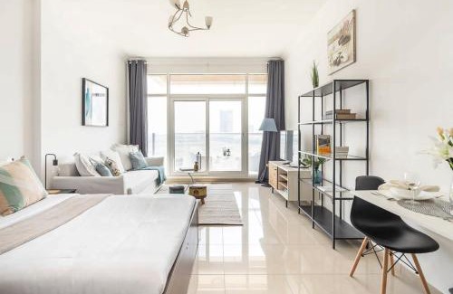 Al Barsha Apartment | Frank Porter - Siraj Tower