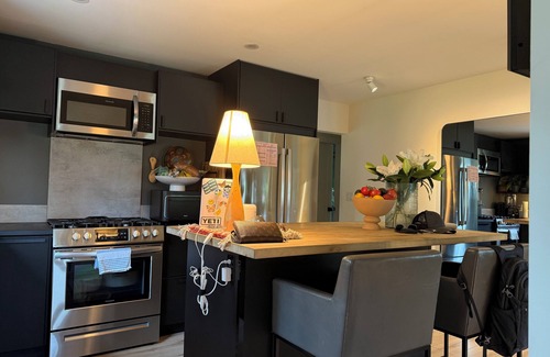 Hatzic House | fraser river retreat.