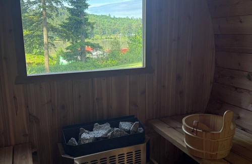 Hatzic House | fraser river retreat.