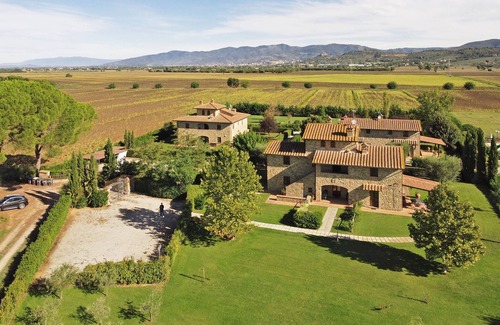 Cortona Apartment | Fratta Girasoli, Cortona, Italy