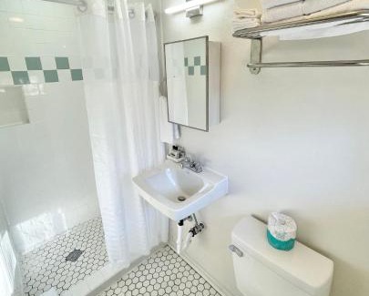 Fredericksburg Hotel | Frederick Motel