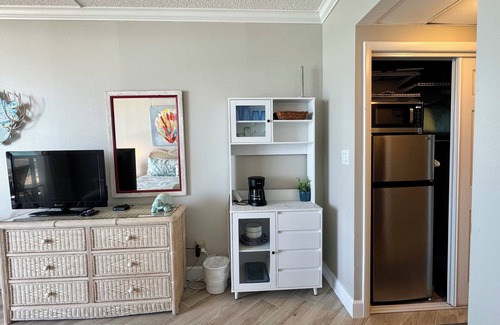 Miramar Beach Condo | Free Beach SRVC! Direct Ocean Views! Pickleball Crts! Free Beach Bonfires M/F nt