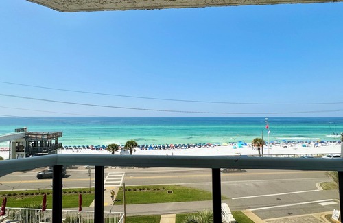Miramar Beach Condo | Free Beach SRVC! Direct Ocean Views! Pickleball Crts! Free Beach Bonfires M/F nt