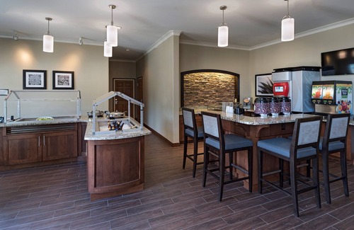 McNeil Apartment | Free Breakfast Buffet Included! Gym, Business Center, Pool Access.