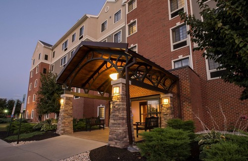 Harrisburg - Hershey Condo | Free Breakfast. Indoor Pool. Gym. King Suite. Your Next Trip!