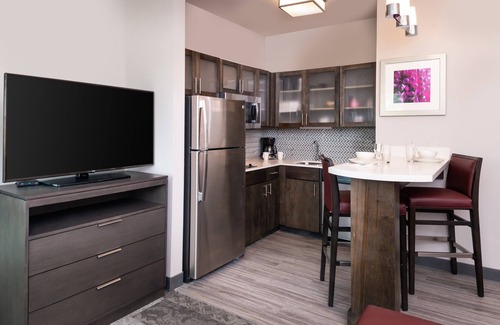Lake Charles Condo | Free Breakfast. Outdoor Pool. Gym. Business Center.