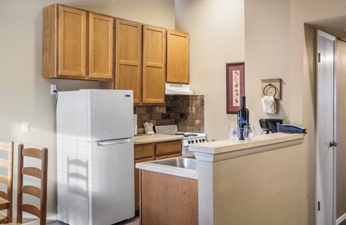 Kimberling City House | Free Daily Attraction Tickets-Ozark Mountain Experience-Table Rock Lake Access-Cmty Pool
