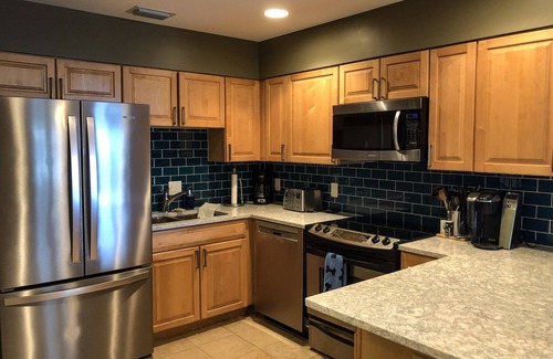 Daufuskie Island Condo | Free Golf Cart! Ocean Front Sunset Escape - 3BR Oceanfront Villa