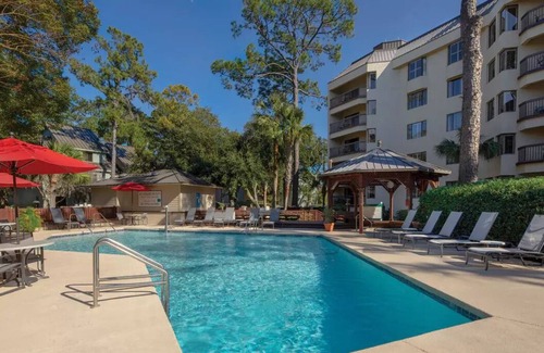 Harbour Town Resort | FREE GOLF FOR TWO, Waterfront Sea Pines Heritage Club at Harbour Town Resort