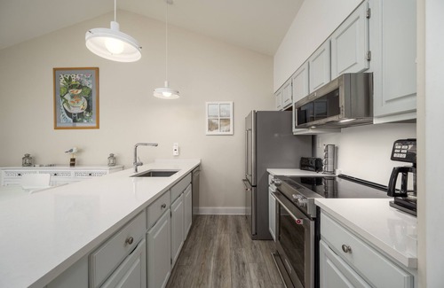 Bethany Beach Condo | Free Linens - Sea Colony Chalet