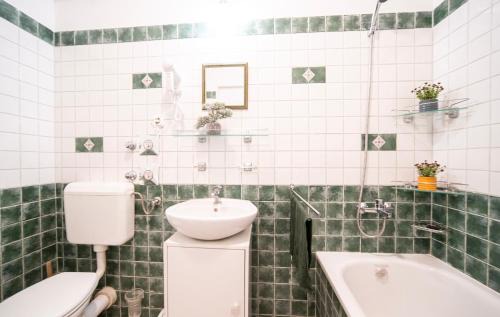 Corvin negyed Apartment | Free Parking - Little Urban Hideaway - Wifi, AC