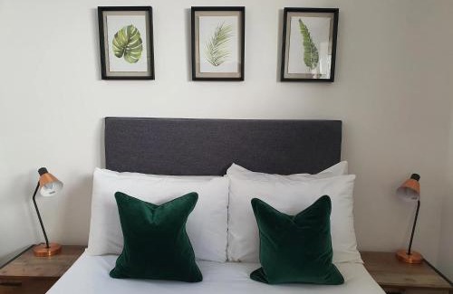 Cambridge Hotel | Free Parking Perfect Location City Centre Guest House Cambridge Edition By Luxiety Stays