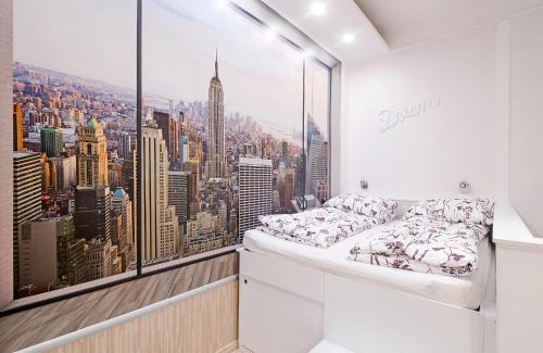 Palace District Apartment | FREE PARKING, QUIET design flat in the centre