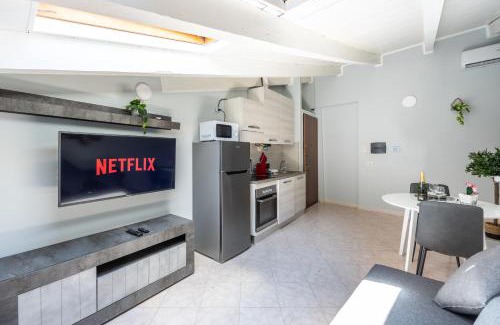 Affori Apartment | Free Parking Tiny House Wifi Netflix 15 Minuti dal Duomo