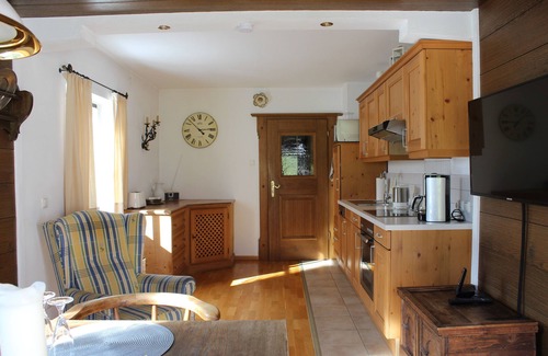 Obergrainau Apartment | Free: phone into german telephone network and internet-surfing with notebook