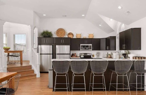 Whalehead Beach House | FREE Pool Heat, Ocean Views & 4-Min Walk to the Beach