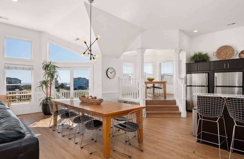 Whalehead Beach House | FREE Pool Heat, Ocean Views & 4-Min Walk to the Beach