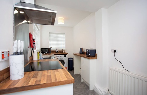 Redcar House | Free Wifi, Free Parking, Local Shops & Close proximity to beach