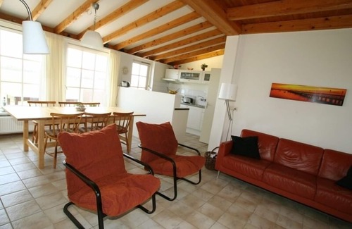 Zoutelande House | Free WiFi, well-appointed spacious and comfortable home