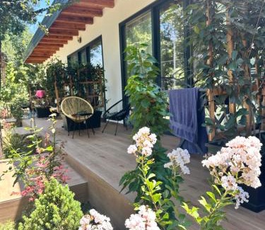 Velipoje Hotel | Frenki'S Residence