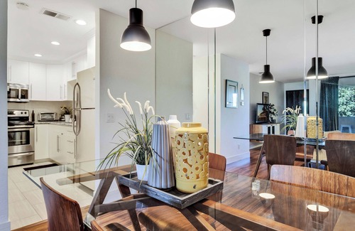 Racquet Club West House | Fresh & Humble Condo for Two - A Ryson Property