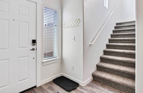 Nampa House | Fresh townhome in Nampa Idaho with 3 bedrooms