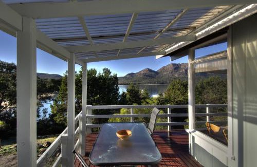 Coles Bay House | Freycinet Beachfront Retreat
