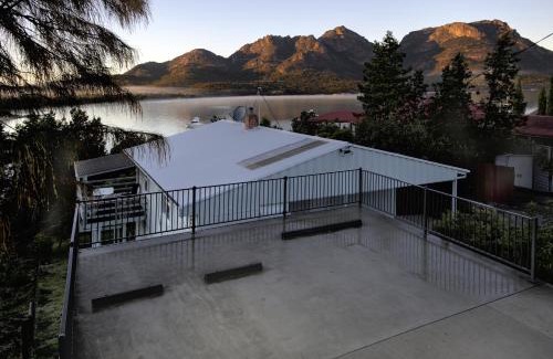 Coles Bay House | Freycinet Beachfront Retreat