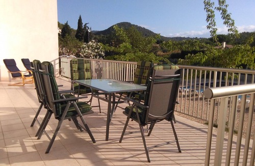 Sa Pobla Ski Chalet | Friendly villa with private pool, wifi connection, barbecue and mountain views