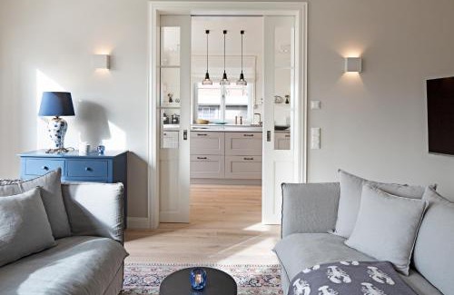 List House | FriesenPerle