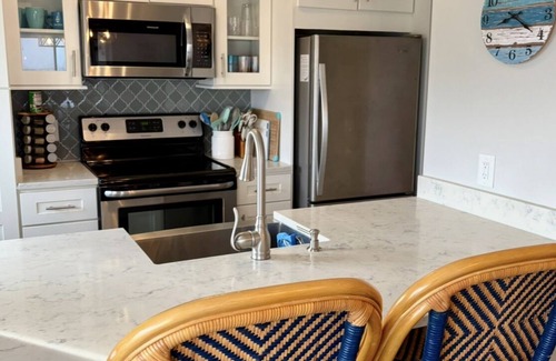Saint Helena Island Condo | FRIPPNOUT'RAGEOUS Fripp Island Condo with OUTRAGEOUS Marsh Views! n