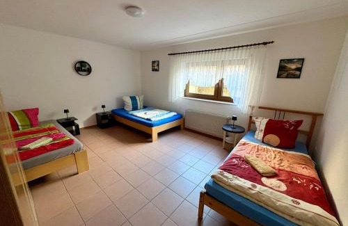 Bad Schoenborn Apartment | Frisch renovierte Ferienwohnung in Bad Schönborn