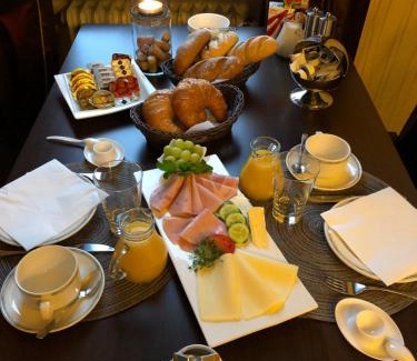 Schmelz Hotel | Frischbier's Gästezimmer