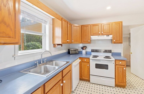 Frisco House | Frisco Waterfront Retreat | Quiet & Relaxing