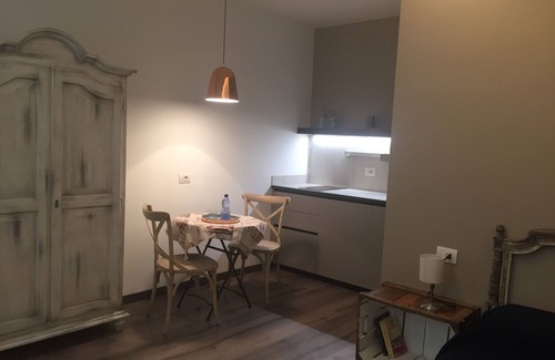 Cremona Apartment | From Mr. Paul - Sapphire - CNI 00036