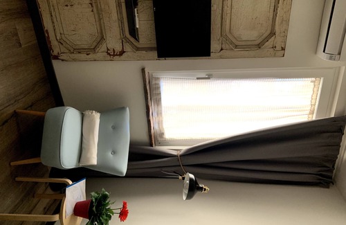 Cremona Apartment | From Mr. Paul - Sapphire - CNI 00036