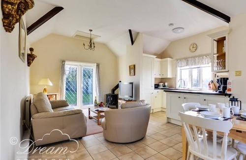 Dorchester Cottage | Frome Lodge House