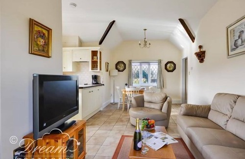 Dorchester Cottage | Frome Lodge House