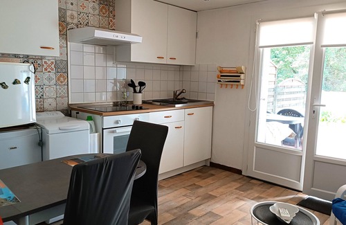 La Barre-de-Monts Apartment | Fromentine, apartment Ground floor of a house on the edge of a forest for 2 people. - Wifi