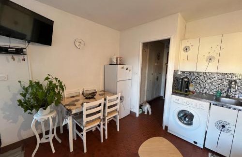Le Barcares Apartment | Front de mer, appart 2 à 4 pers, parking privé, proche des commerces, Kanumera Barcarès