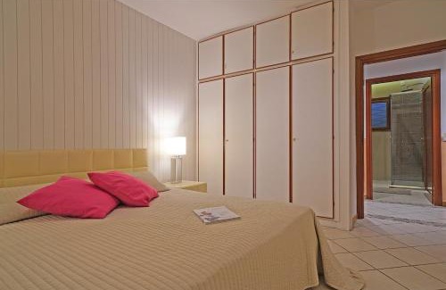 San Felice del Benaco Villa | Front lake Villa with huge garden