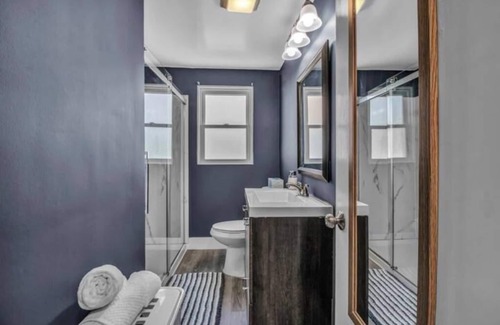 Columbus Apartment | Front Park View Space Buffalo NY